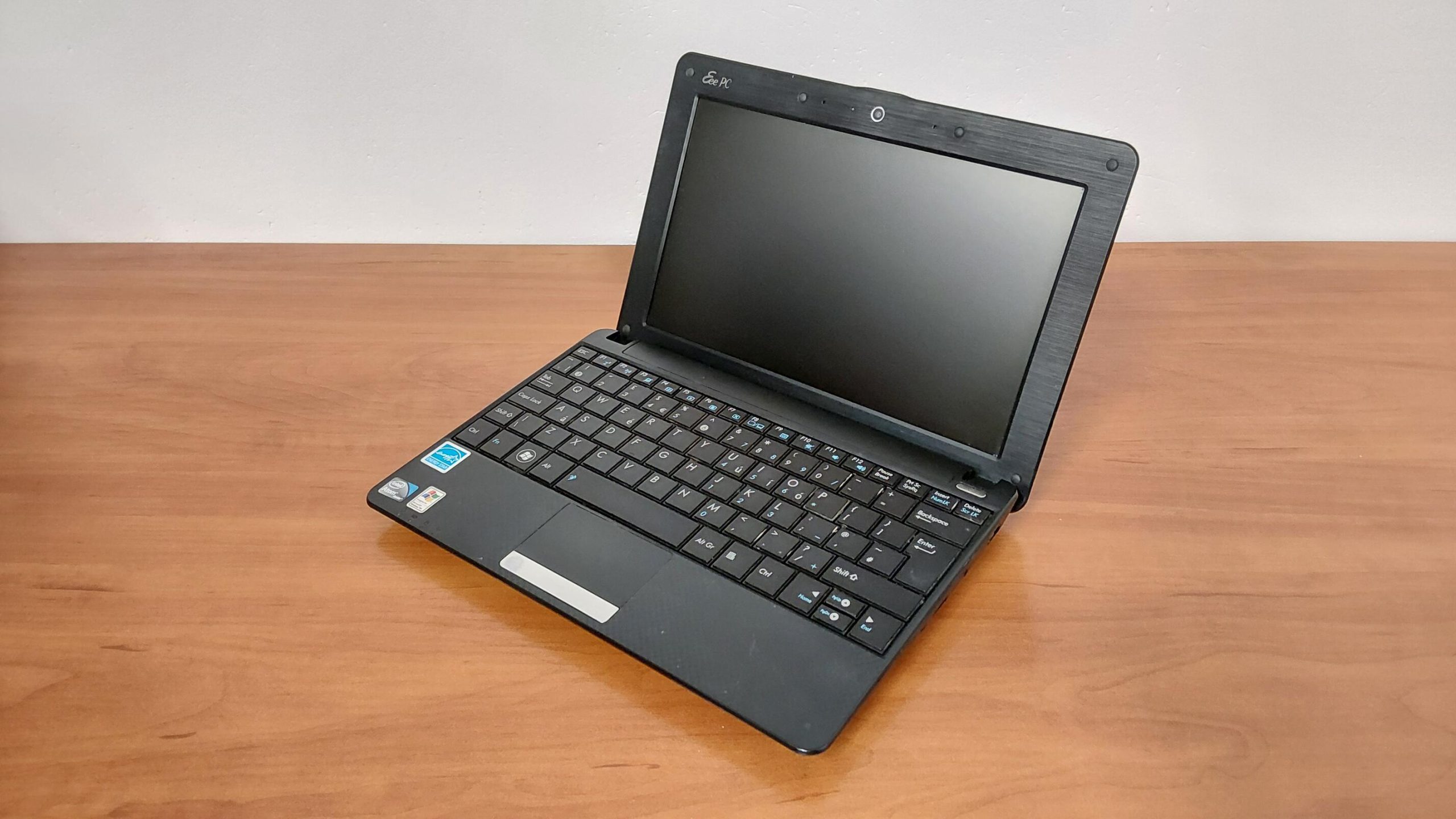 Asus Eee PC 1001PX - Image 4