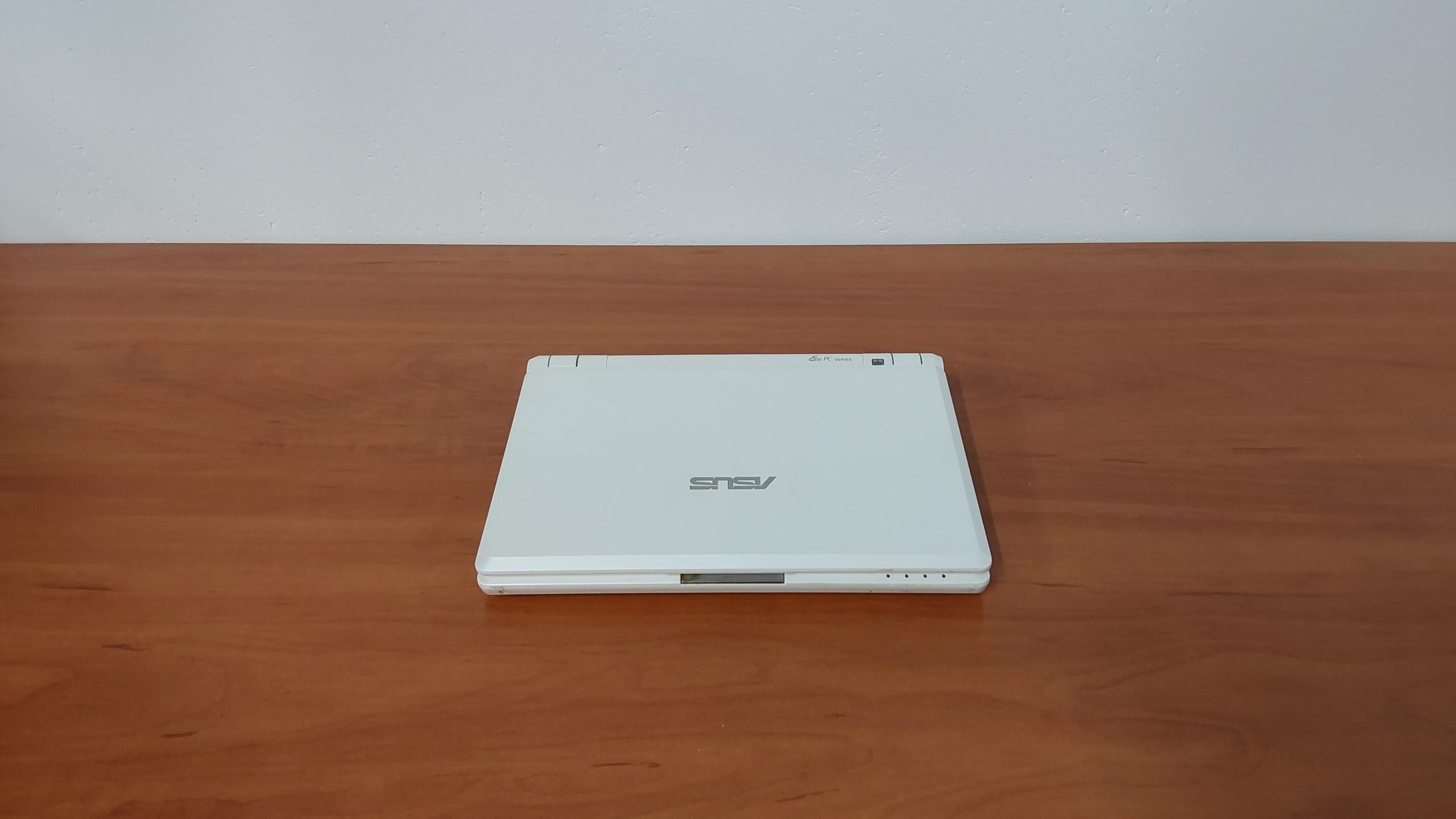 Asus Eee PC 701 - Image 2
